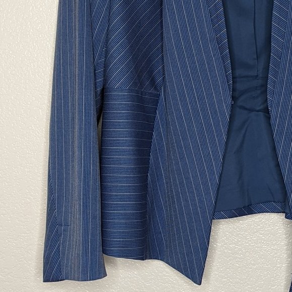 NWT Chico's "Black Label" Pin Stripe Blazer Winter Lake Blue (2) - Picture 6 of 6